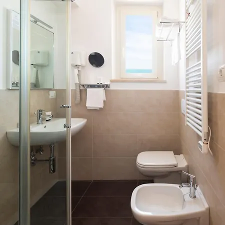 Sirena فندق نومانا