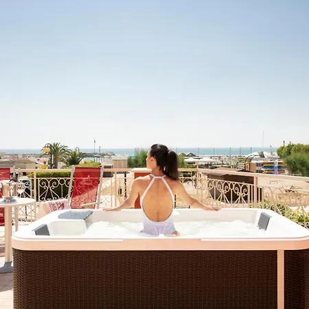 Hotel Sirena 3*